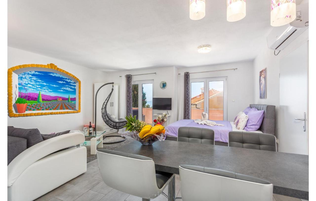 Beautiful Apartment In Stara Baska With Wifi ภายนอก รูปภาพ